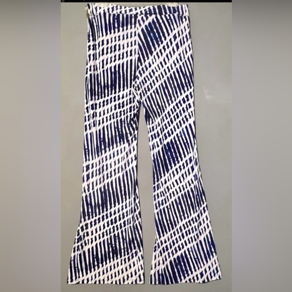 Michael Kors Blue & White Print Flare Pants Size 12 EUC Gold Zip Detail - Picture 2 of 9